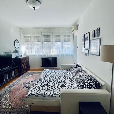 Apartment Mirochka بلغراد المظهر الخارجي الصورة